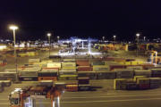 Containerhafen Göteborg bei Nacht