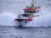 kleiner Seenotrettungskreuzer vor Ålesund