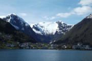 Blick auf Balestrand nach der Abfahrt