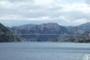 die Lysefjord-Brücke an der Einfahrt zum Fjord