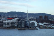 Blick auf Tjuvholmen bei der Abfahrt aus Oslo
