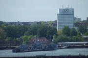 das Mercator-Hochhaus mit Olympischen Ringen in Kiel