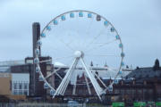 Riesenrad am Südhafen mit Saunagondel (auf ein Uhr)