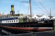 altes Dampfschiff "Alexandra"