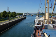 Blick nach achtern aus der Südschleuse Kiel-Holtenau